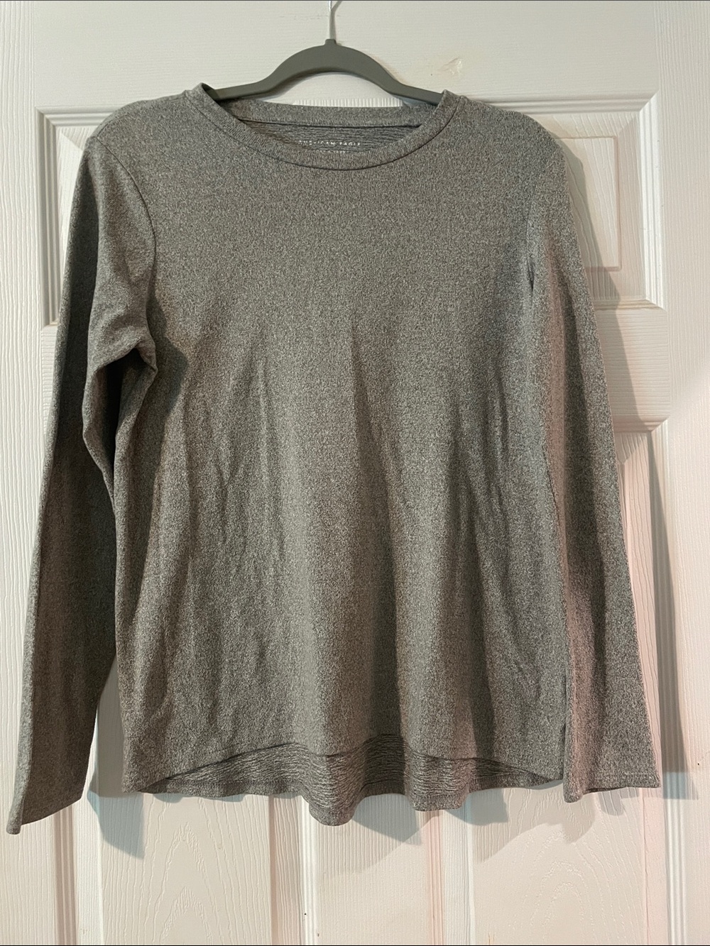 American Eagle Outfitters Women's Gray Crewneck Sweater